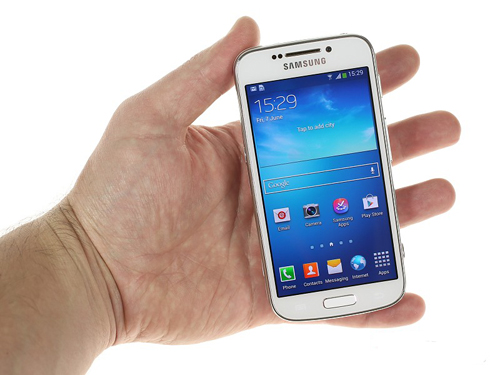 Samsung_Galaxy_S4_Zoom_3